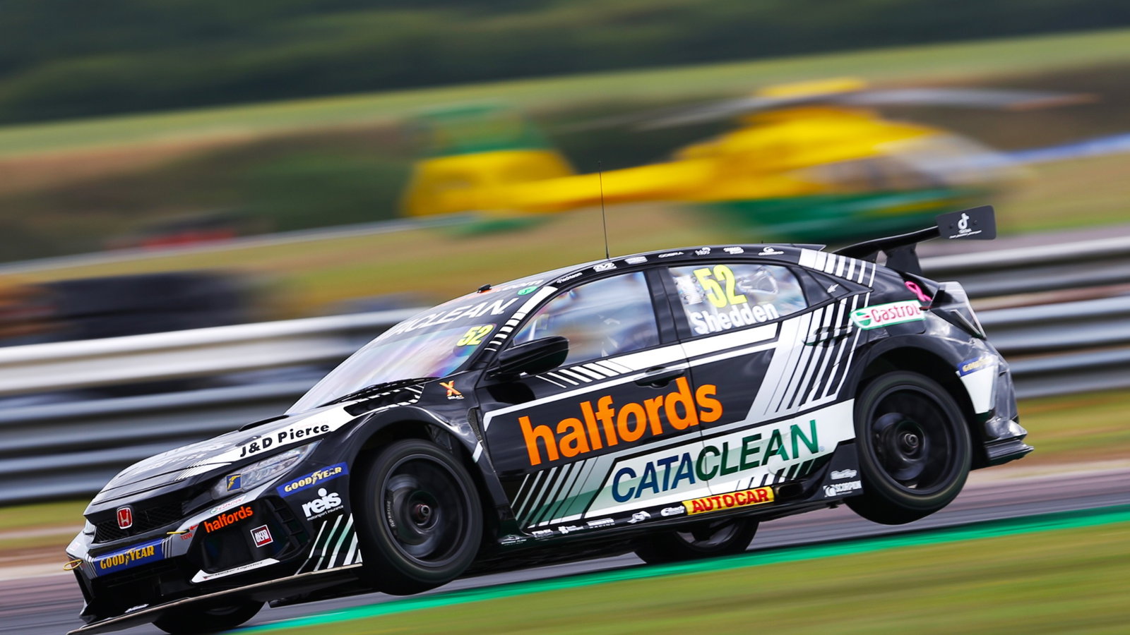 Gordon Shedden (GBR) - Halfords Racing with Cataclean Honda Civic Type