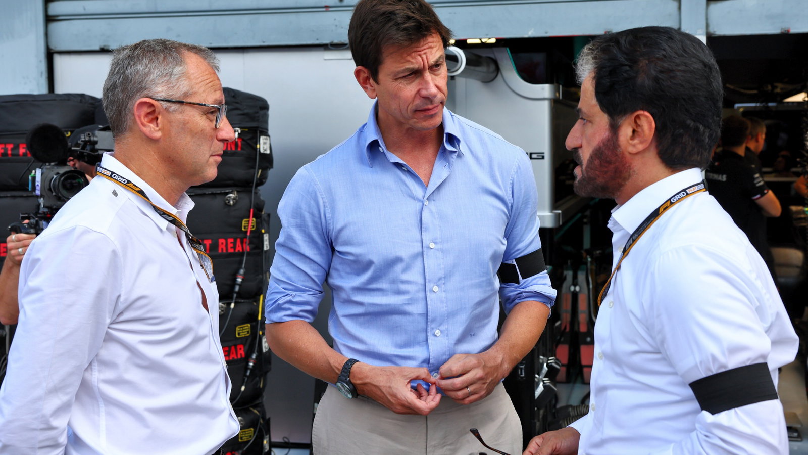 (L to R): Stefano Domenicali (ITA) Formula One President and CEO with Toto Wolff (GER) Mercedes AMG F1 Shareholder and