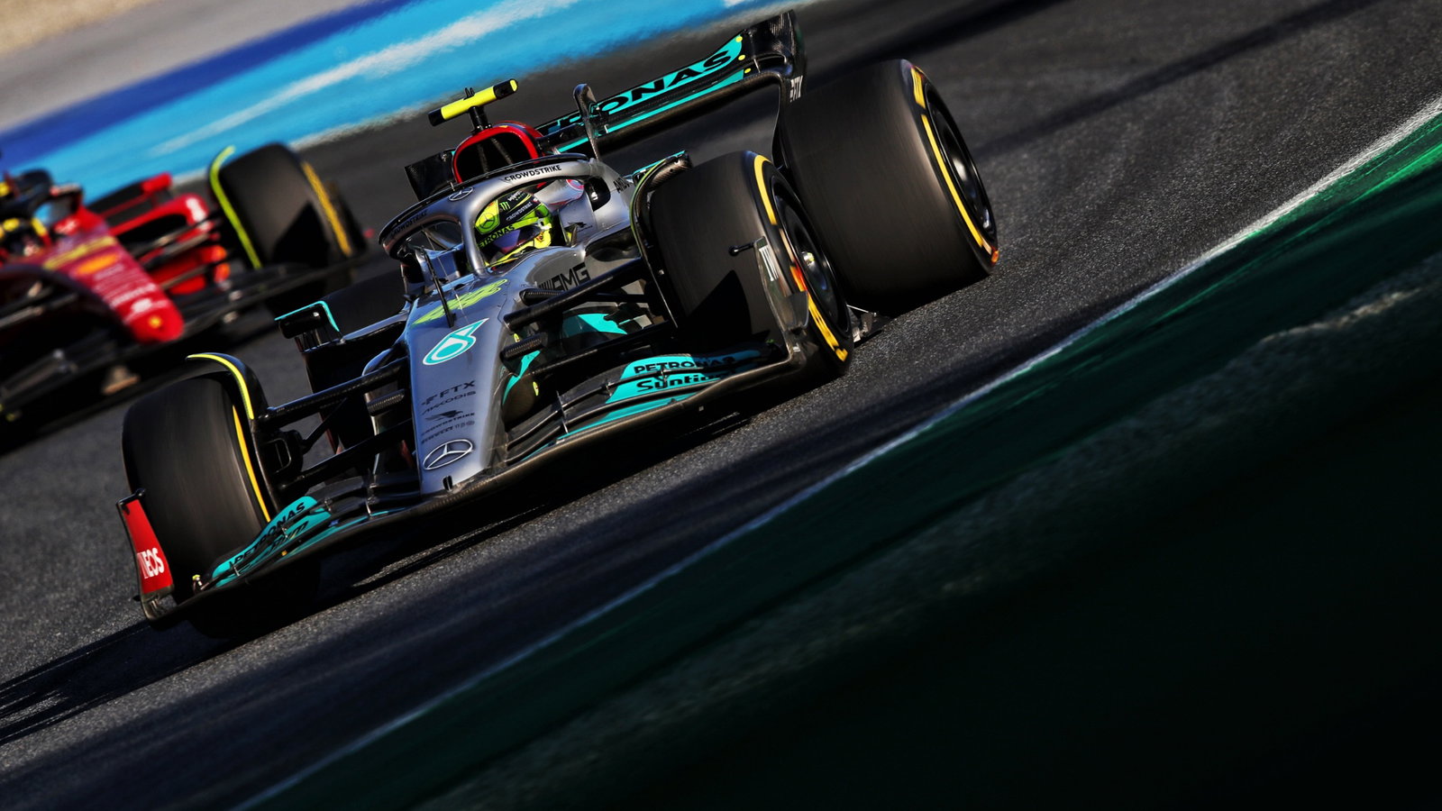 Lewis Hamilton (GBR) Mercedes AMG F1 W13