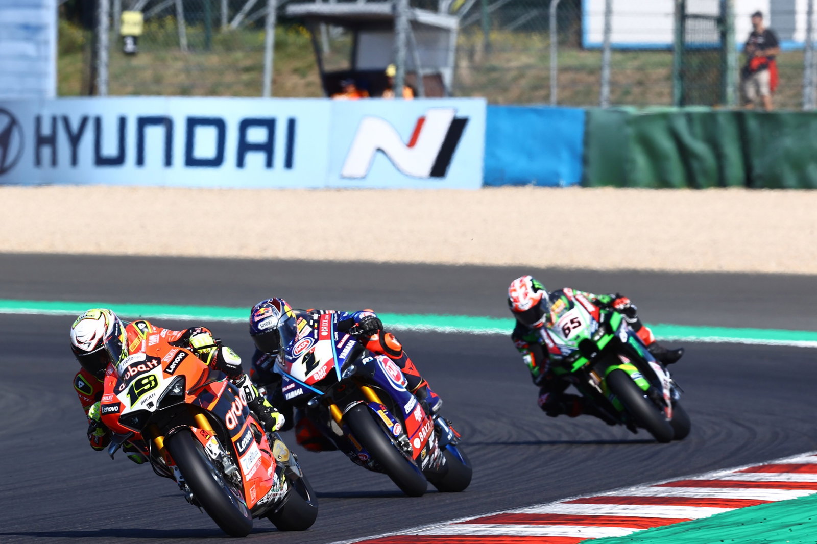 Alvaro Bautista, Toprak] Razgatlioglu dan Jonathan Rea, balapan Superpole WorldSBK Prancis, 11 September