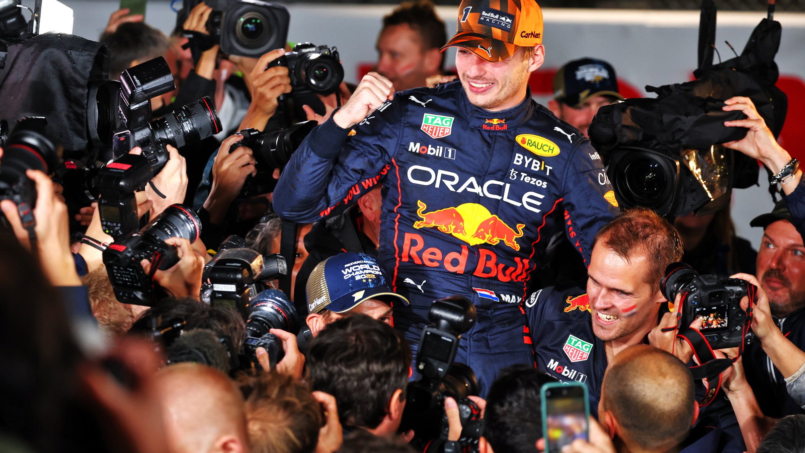 Race winner Max Verstappen (NLD)