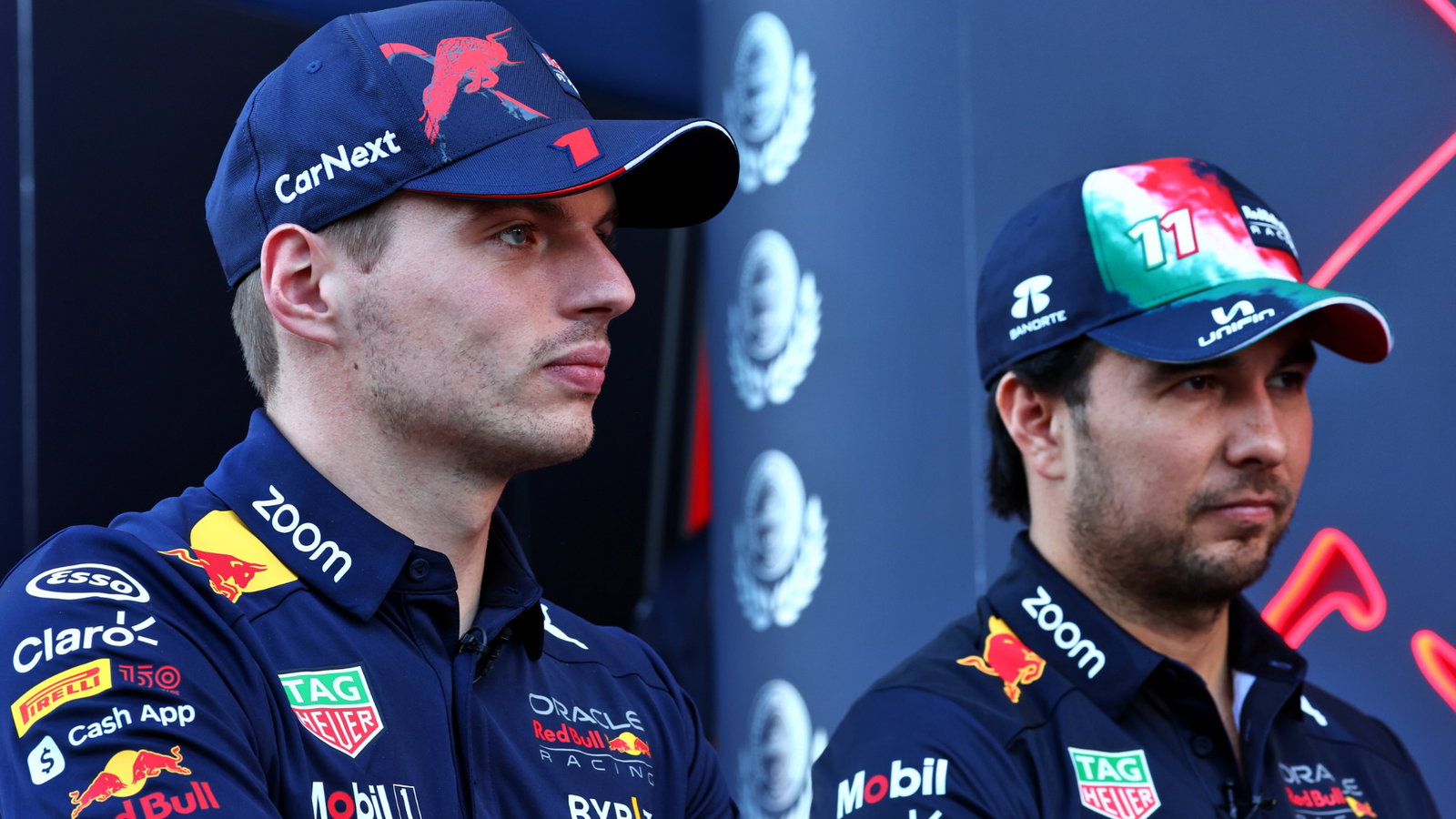 (L to R): Max Verstappen (NLD) Red Bull Racing