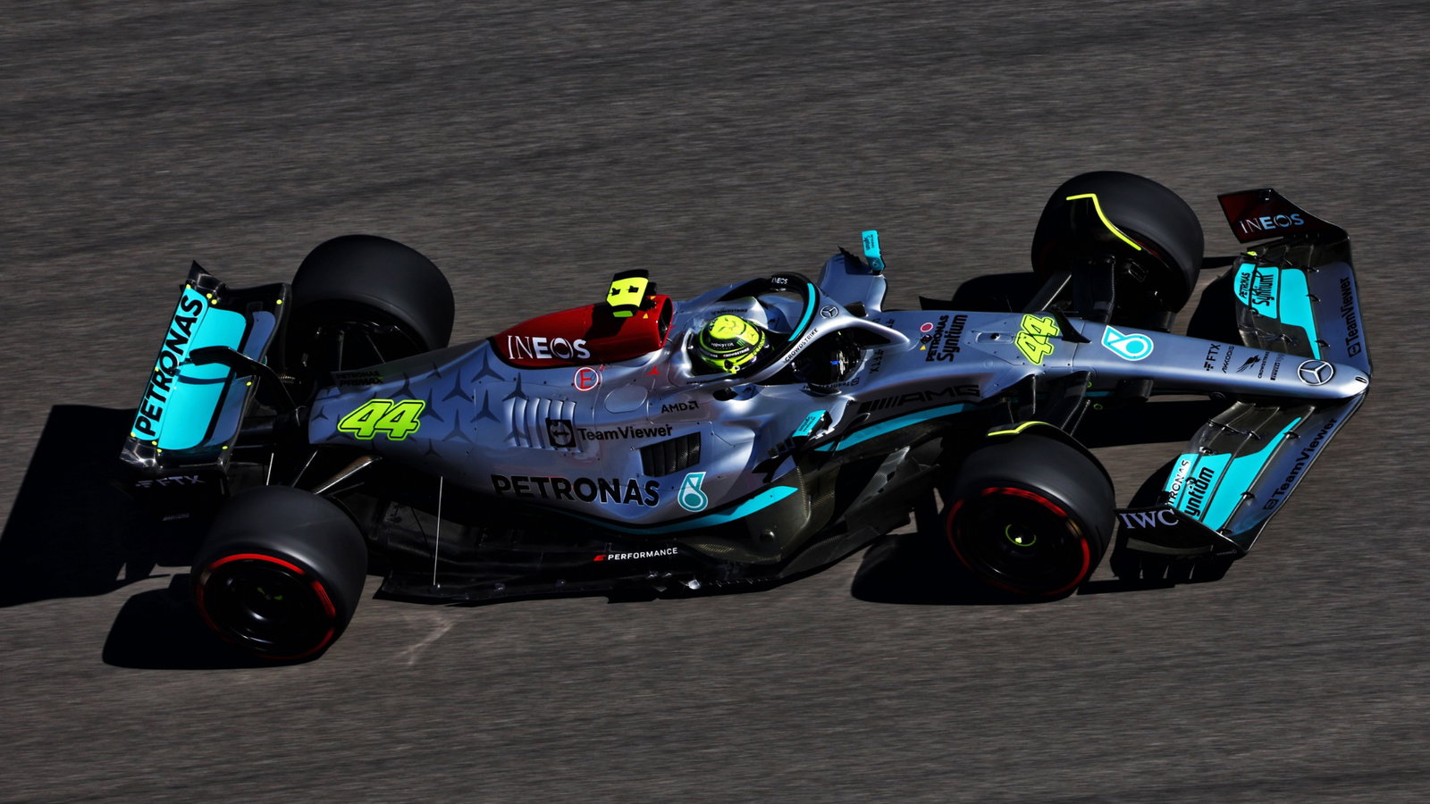 Lewis Hamilton (GBR) Mercedes AMG F1 W13