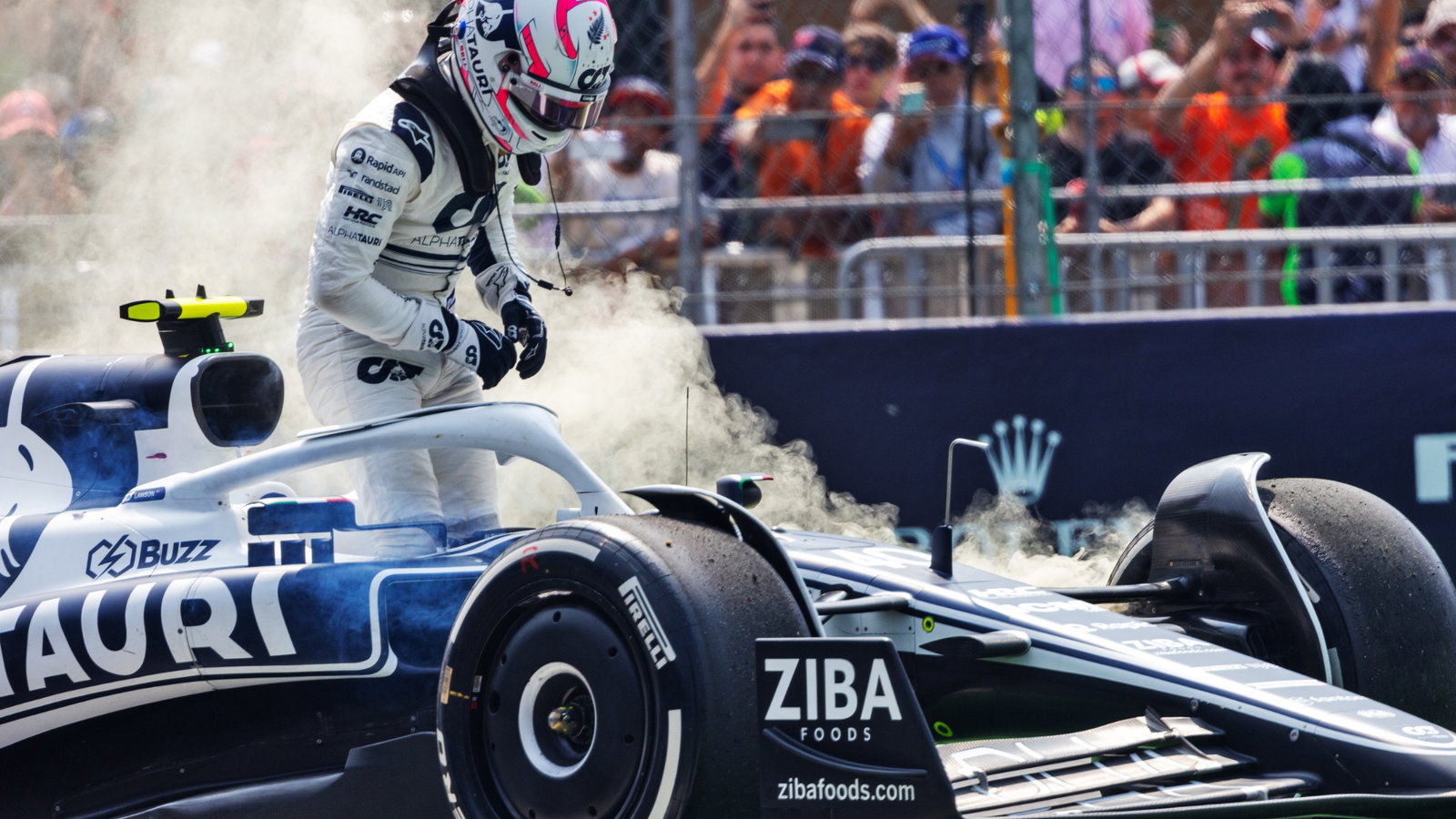 Liam Lawson (NZL) AlphaTauri AT03 Test Driver stopped in the first practice session. Formula 1 World Championship, Rd 20,
