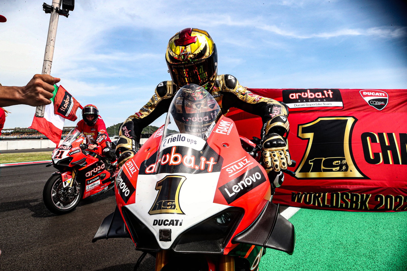 Alvaro Bautista, World Champion, Race 2, Indonesian WorldSBK. 13 November