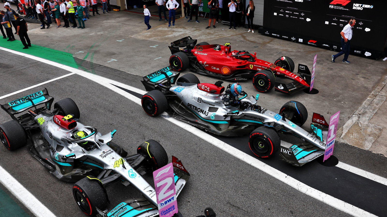 Race winner George Russell (GBR) Mercedes AMG F1 W13, second placed Lewis Hamilton (GBR) Mercedes AMG F1 W13, and race