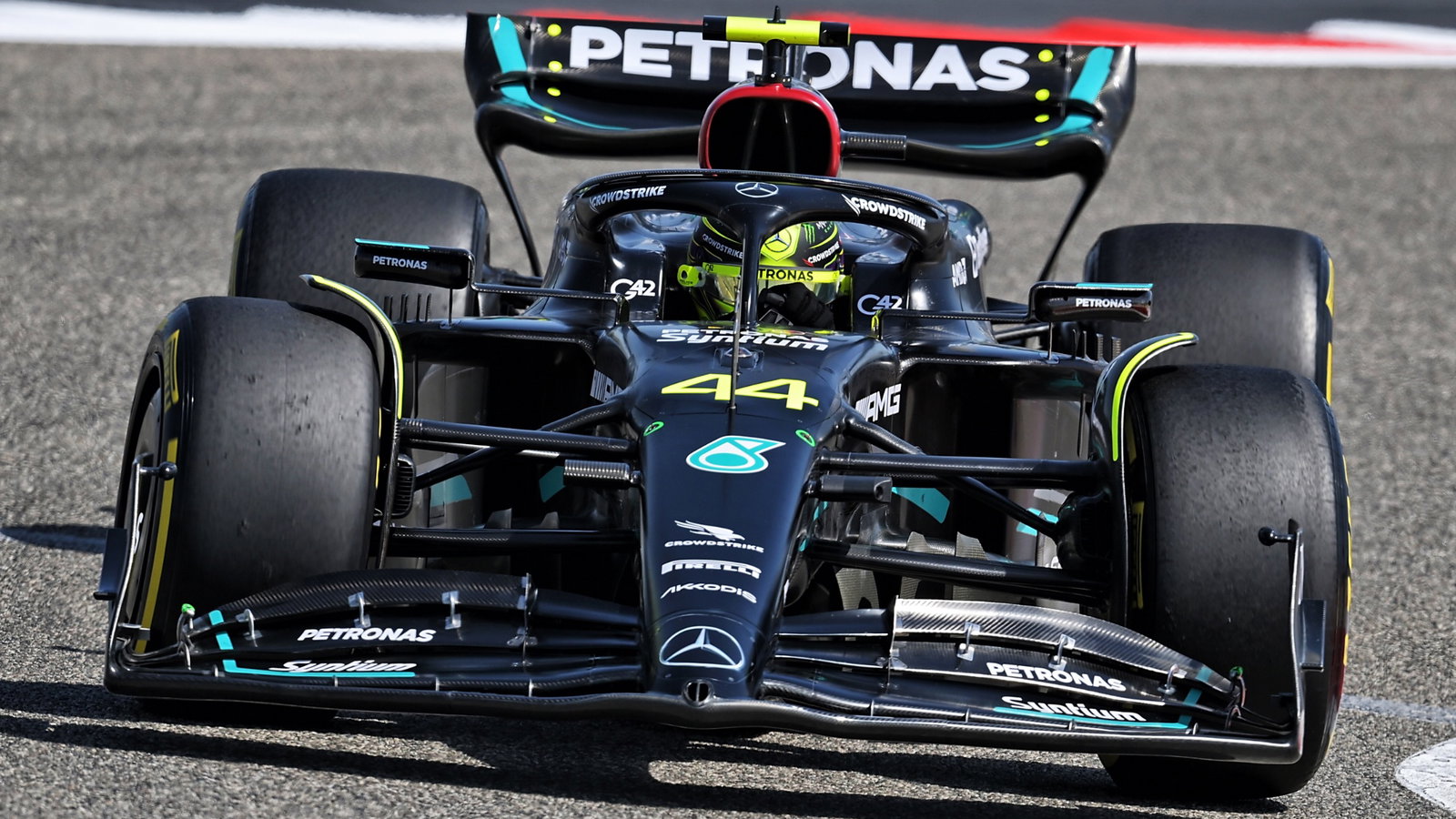 Lewis Hamilton (GBR) Mercedes AMG F1 W14. Formula 1 Testing, Sakhir, Bahrain, Day Two.
- www.xpbimages.com, EMail:
