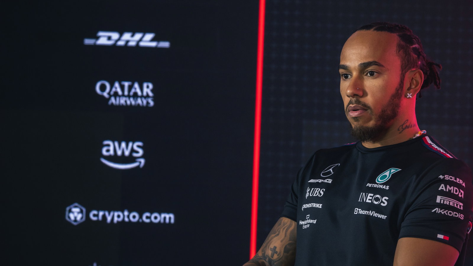 Lewis Hamilton (GBR) Mercedes AMG F1 in the FIA Press Conference. Formula 1 Testing, Sakhir, Bahrain, Day Three.
-