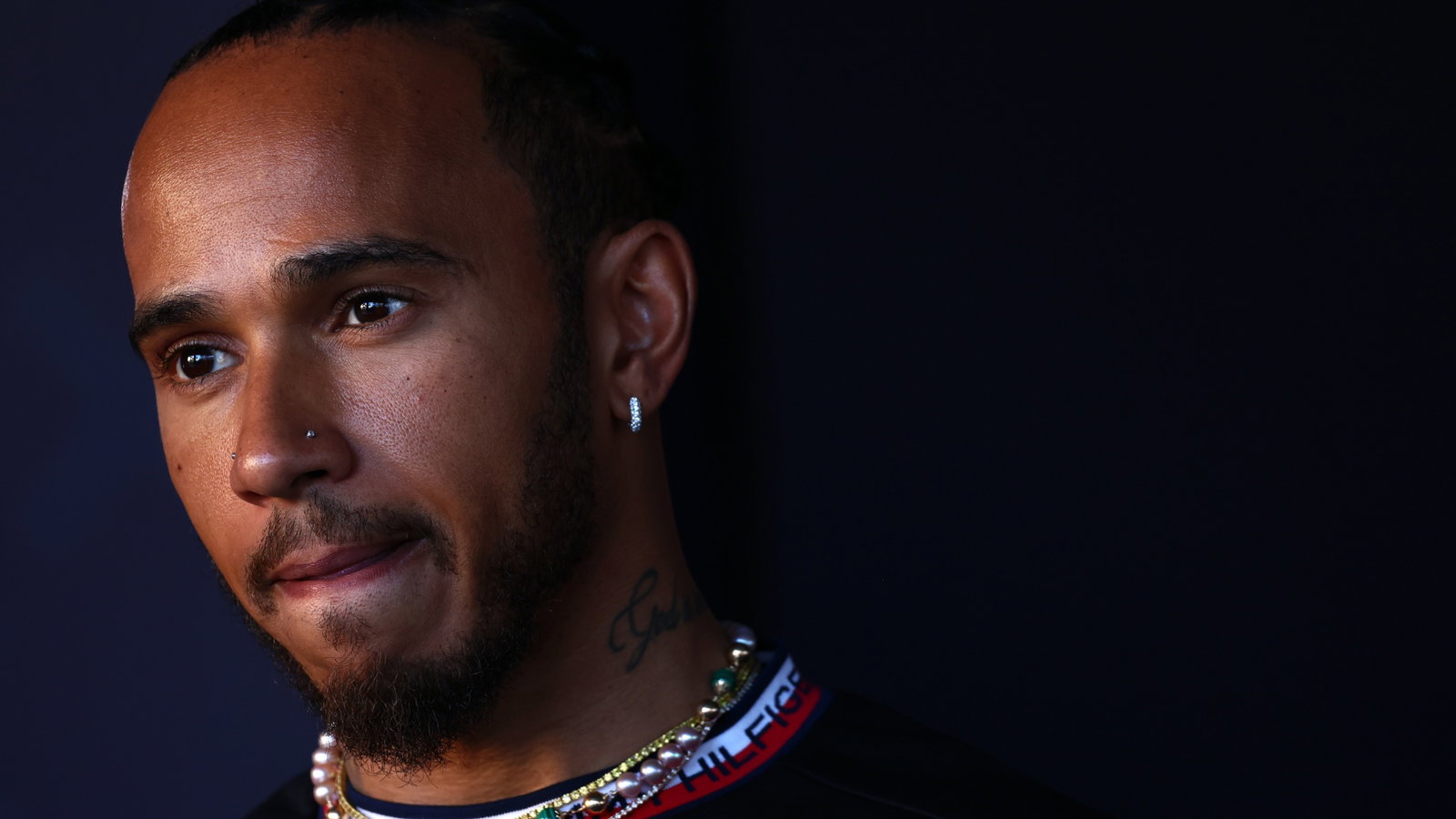 Lewis Hamilton (GBR) Mercedes AMG F1. Formula 1 World Championship, Rd 1, Bahrain Grand Prix, Sakhir, Bahrain, Preparation