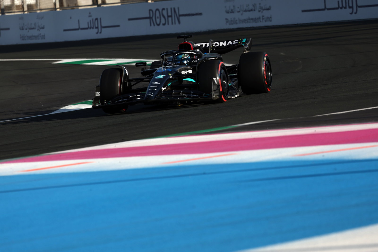 George Russell (GBR) Mercedes AMG F1 W1