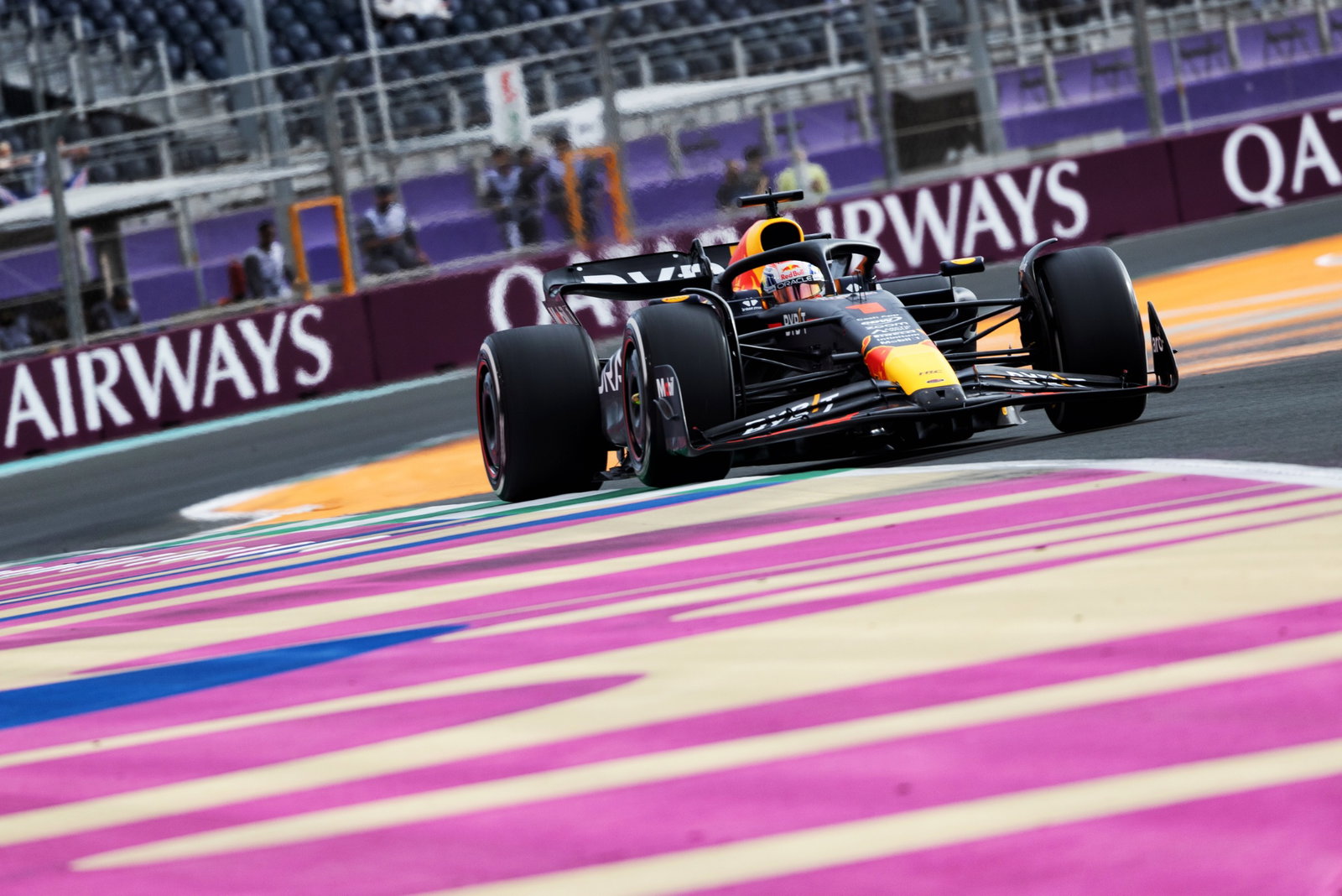 Max Verstappen (NLD) Red Bull Racing RB19. Formula 1 World Championship, Rd 2, Saudi Arabian Grand Prix, Jeddah, Saudi