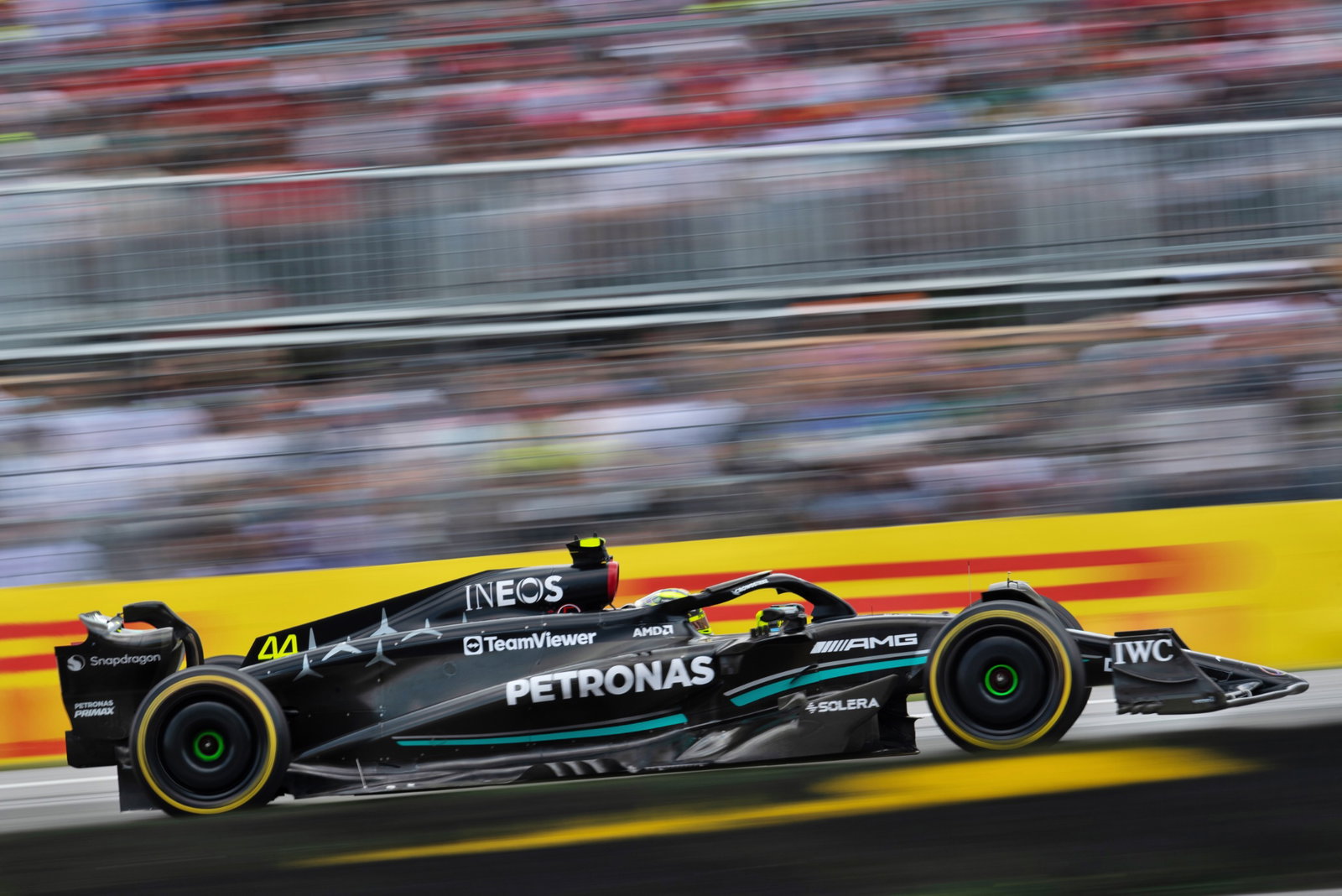 Lewis Hamilton (GBR) Mercedes AMG F1 W14. Formula 1 World Championship, Rd 9, Canadian Grand Prix, Montreal, Canada, Race