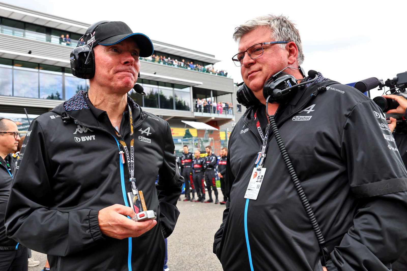 (L to R): Alan Permane (GBR) Alpine F1 Team Trackside Operations Director with Otmar Szafnauer (USA) Alpine F1 Team, Team
