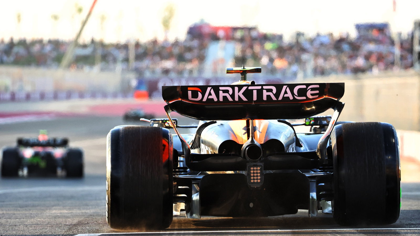 Lando Norris (GBR) McLaren MCL60.