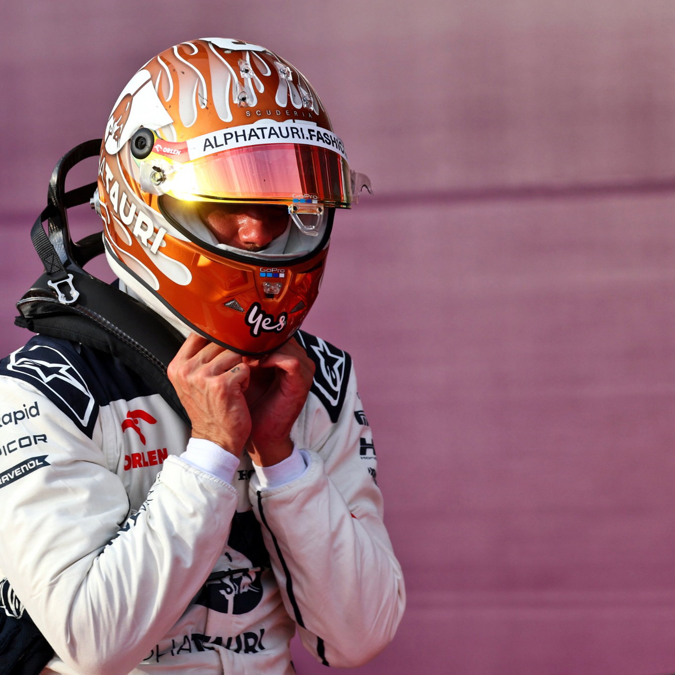 Daniel Ricciardo (AUS) AlphaTauri in Sprint parc ferme. Formula 1 World Championship, Rd 19, United States Grand Prix,