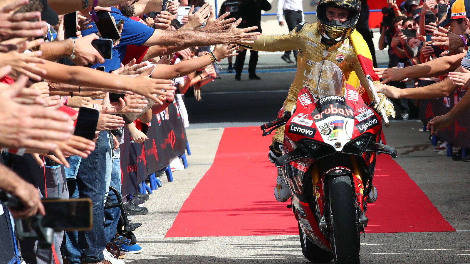 Alvaro Bautista, Race 1, Spanish WorldSBK, 28 October