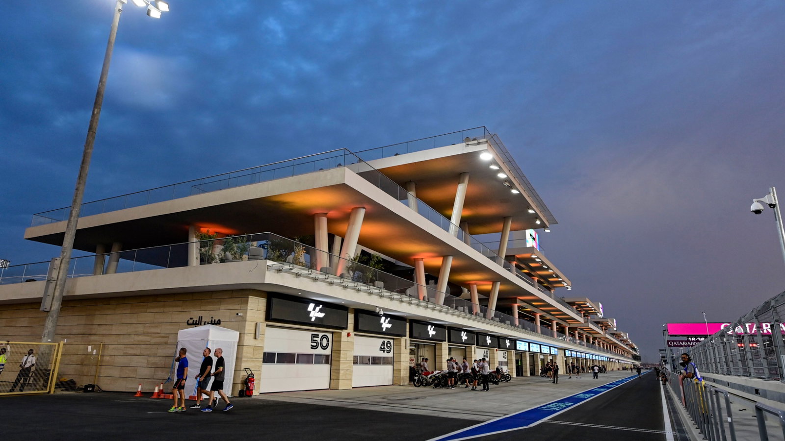 Paddock, pit lane, track, Qatar MotoGP, 16 November