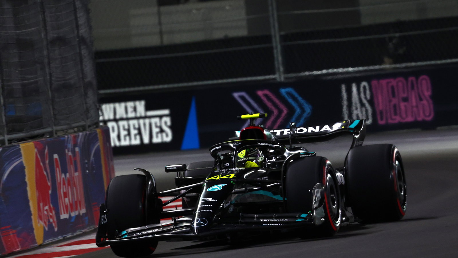 Lewis Hamilton (GBR), Mercedes AMG F1 Formula 1 World Championship, Rd 22, Las Vegas Grand Prix, Las Vegas, Nevada, USA,