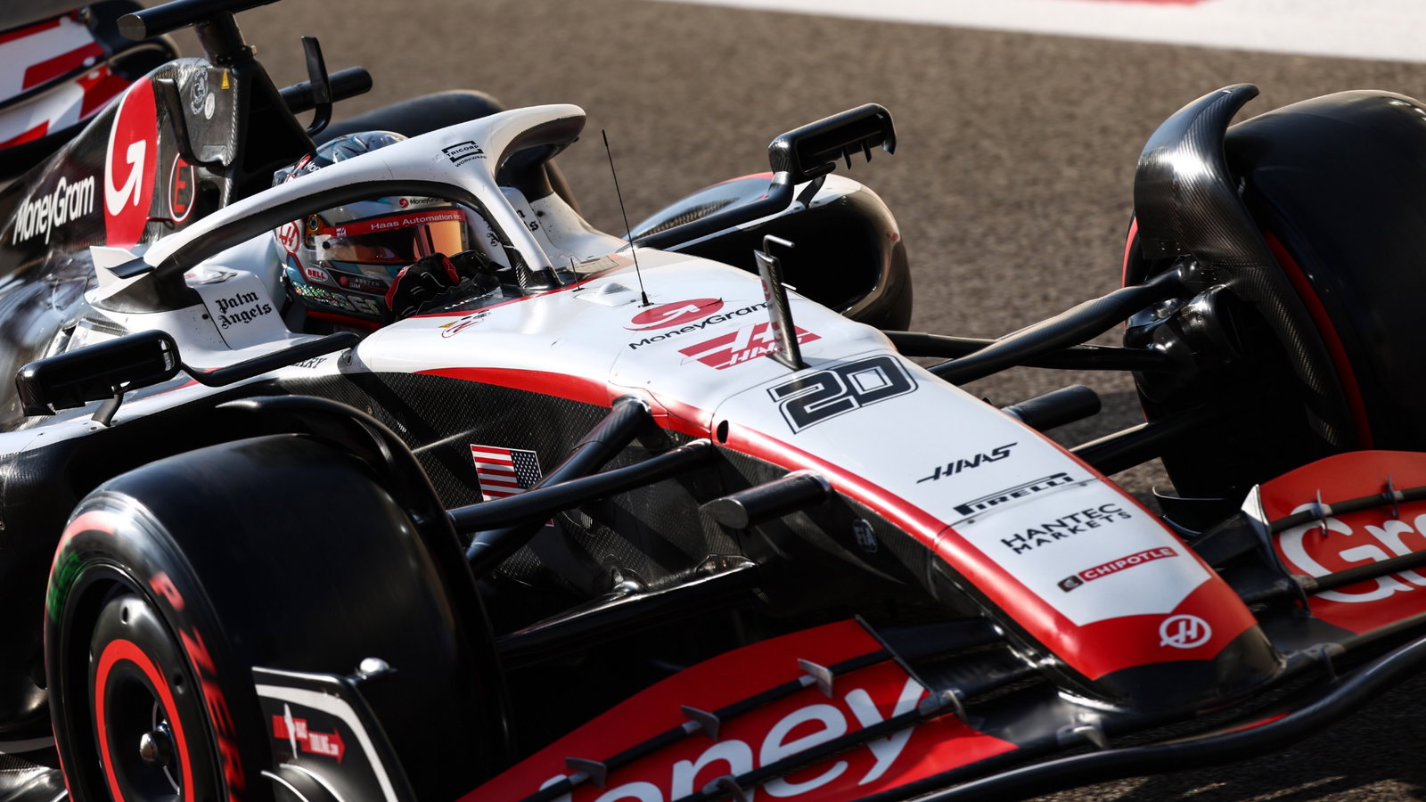 Kevin Magnussen (DEN), Haas F1 Team Formula 1 World Championship, Rd 23, Abu Dhabi Grand Prix, Yas Marina Circuit, Abu