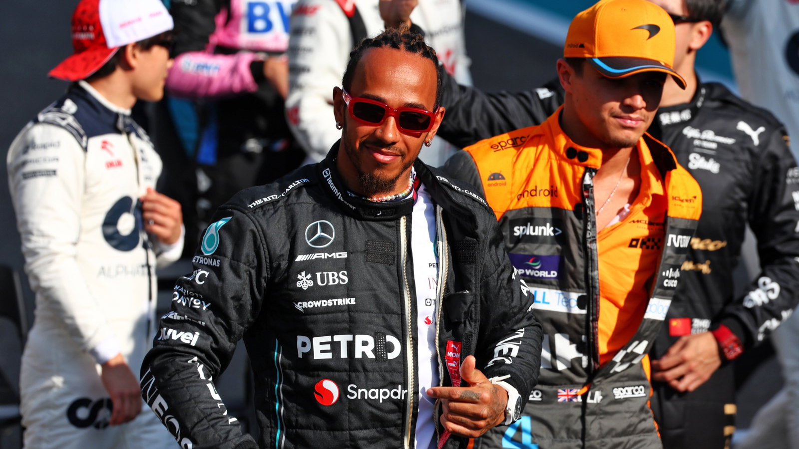 Lewis Hamilton (GBR) Mercedes AMG F1. Formula 1 World Championship, Rd 23, Abu Dhabi Grand Prix, Yas Marina Circuit, Abu