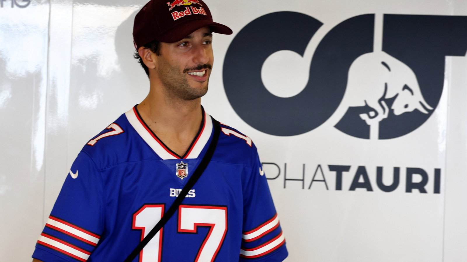 Daniel Ricciardo (AUS) AlphaTauri. Formula 1 Testing, Yas Marina Circuit, Abu Dhabi, Tuesday.
- www.xpbimages.com, EMail: