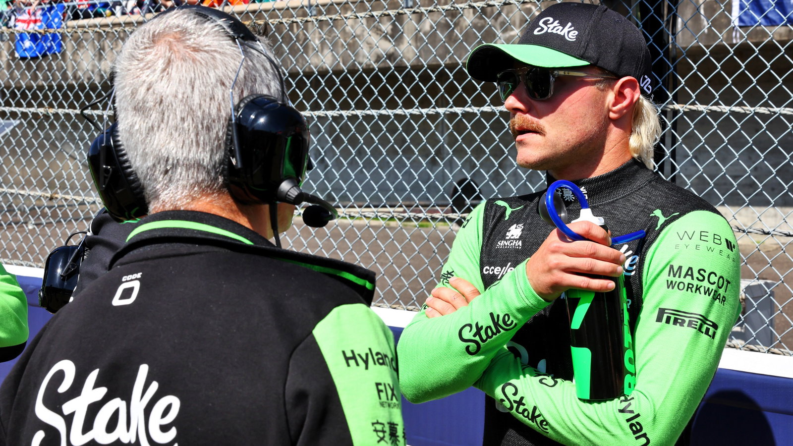 Valtteri Bottas (FIN) Sauber on the grid. Formula 1 World Championship, Rd 4, Japanese Grand Prix, Suzuka, Japan, Race
