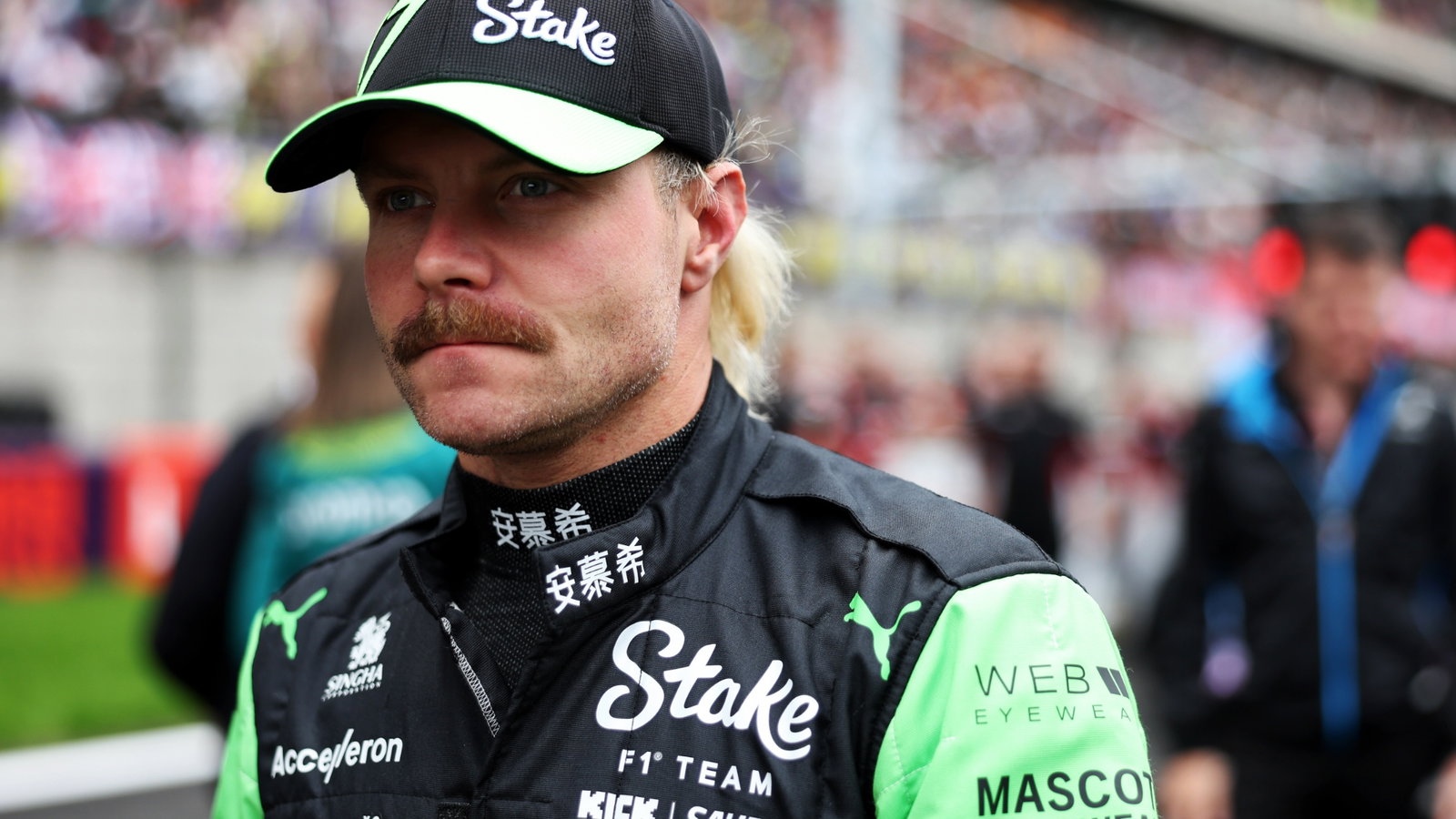 Valtteri Bottas (FIN) Sauber on the grid. Formula 1 World Championship, Rd 5, Chinese Grand Prix, Shanghai, China, Sprint