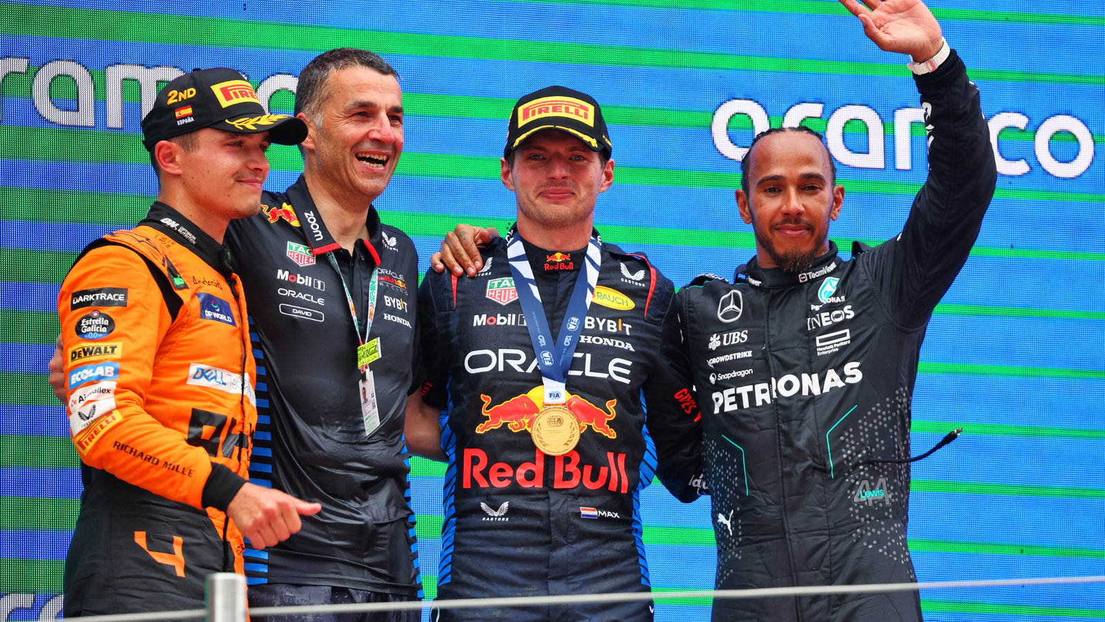 The podium (L to R): Lando Norris (GBR) McLaren, second; Max Verstappen (NLD) Red Bull Racing, race winner; Lewis Hamilton