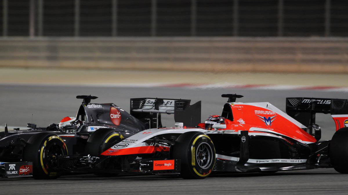 06.04.2014- Race, Adrian Sutil (GER) Sauber F1 Team C33 and Jules Bianchi (FRA) Marussia F1 Team MR0