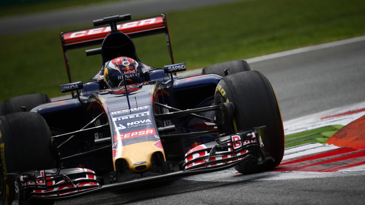 F1 Italian Grand Prix: Verstappen handed drive-thru after engine cover rips off