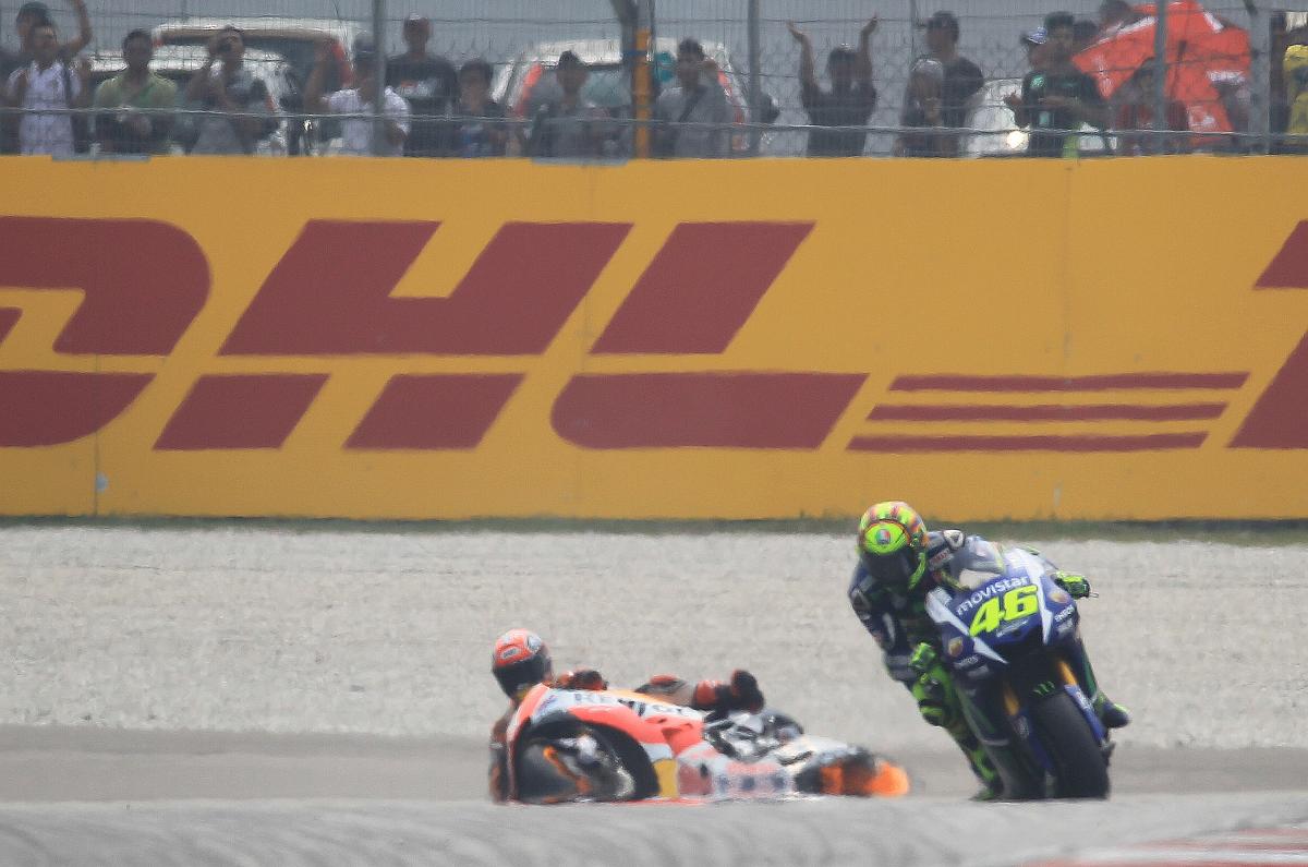 MotoGP Malaysia: Rossi: 'I did not kick Marquez off'
