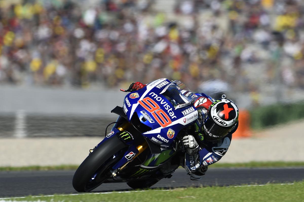 MotoGP Valencia: Marquez 'pushed to limit to try and beat Lorenzo'