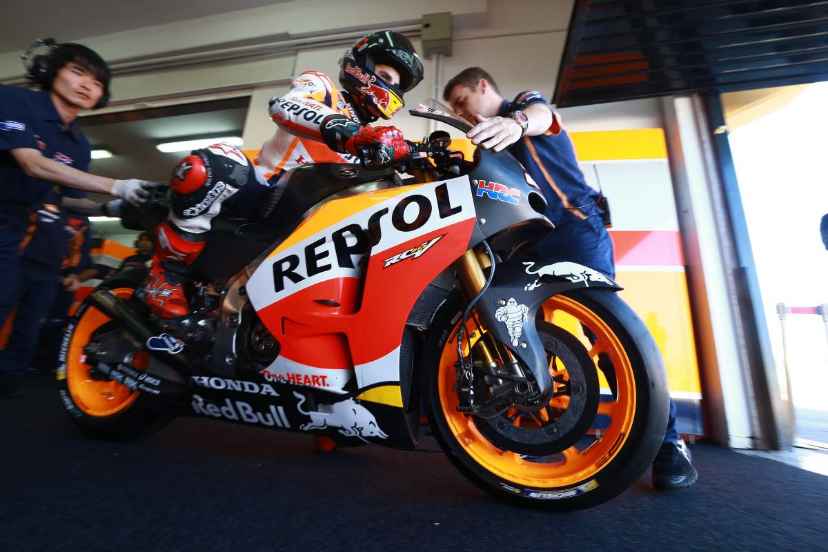 MotoGP: Casey Stoner leaves Honda