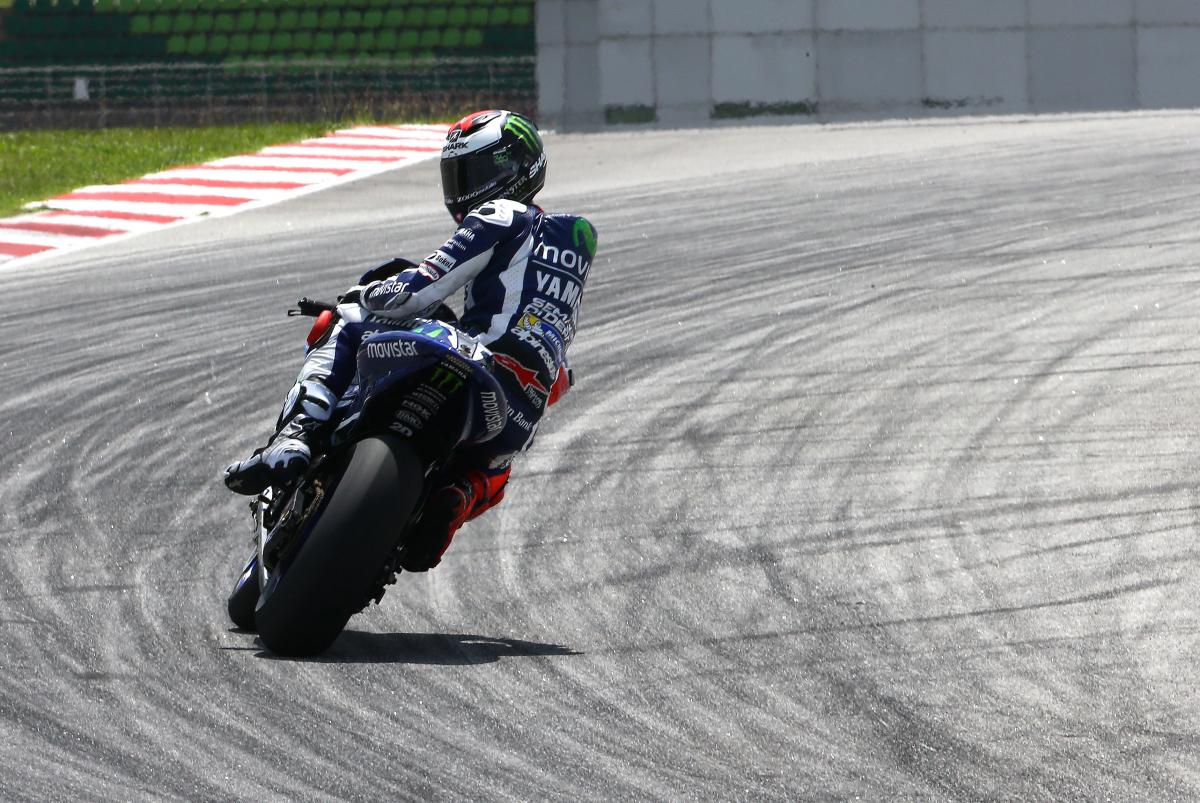 Espargaro unhappy with Michelin's handling of tyre failure