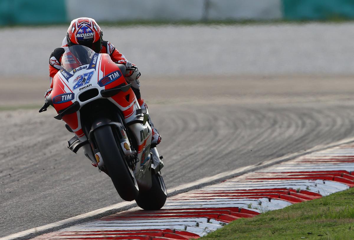 Sepang MotoGP Test: Crutchlow evaluates 2016-spec Honda engine