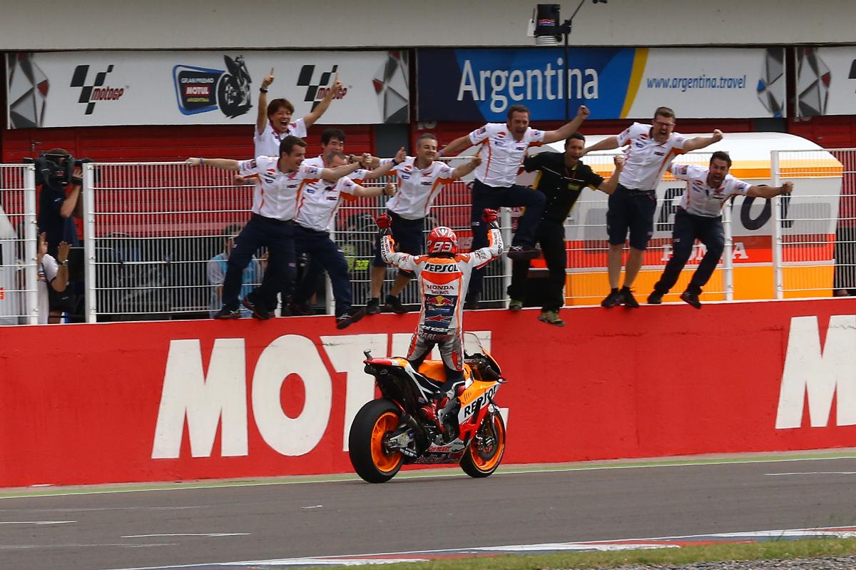 MotoGP Argentina: Iannone punished for Dovizioso take down