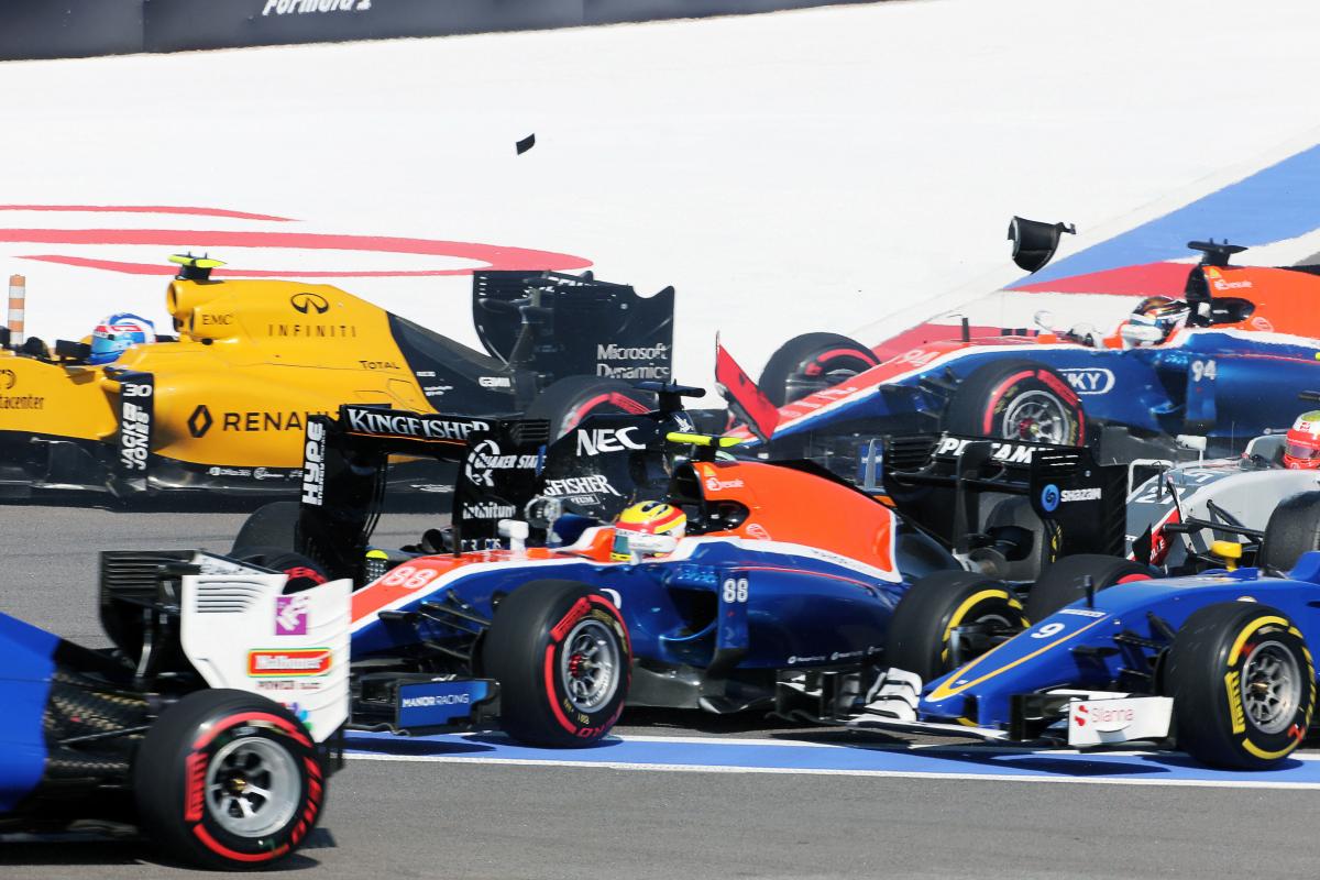 F1 Russian GP: Kvyat to race with 'torpedo' helmet design in Russia