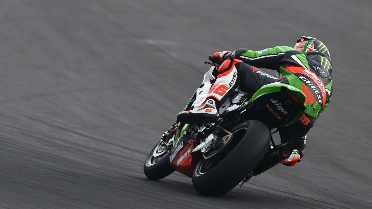 WSBK Malaysia: Sykes smashes lap record for Sepang pole