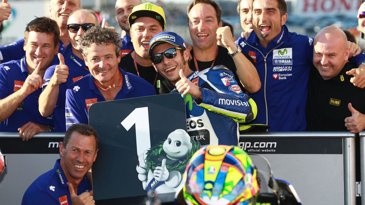 MotoGP Japan: Rossi on pole as Marquez fluffs lines