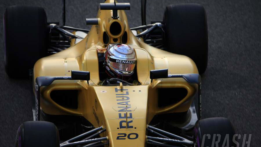 Renault inks BP-Castrol deal for F1 2017