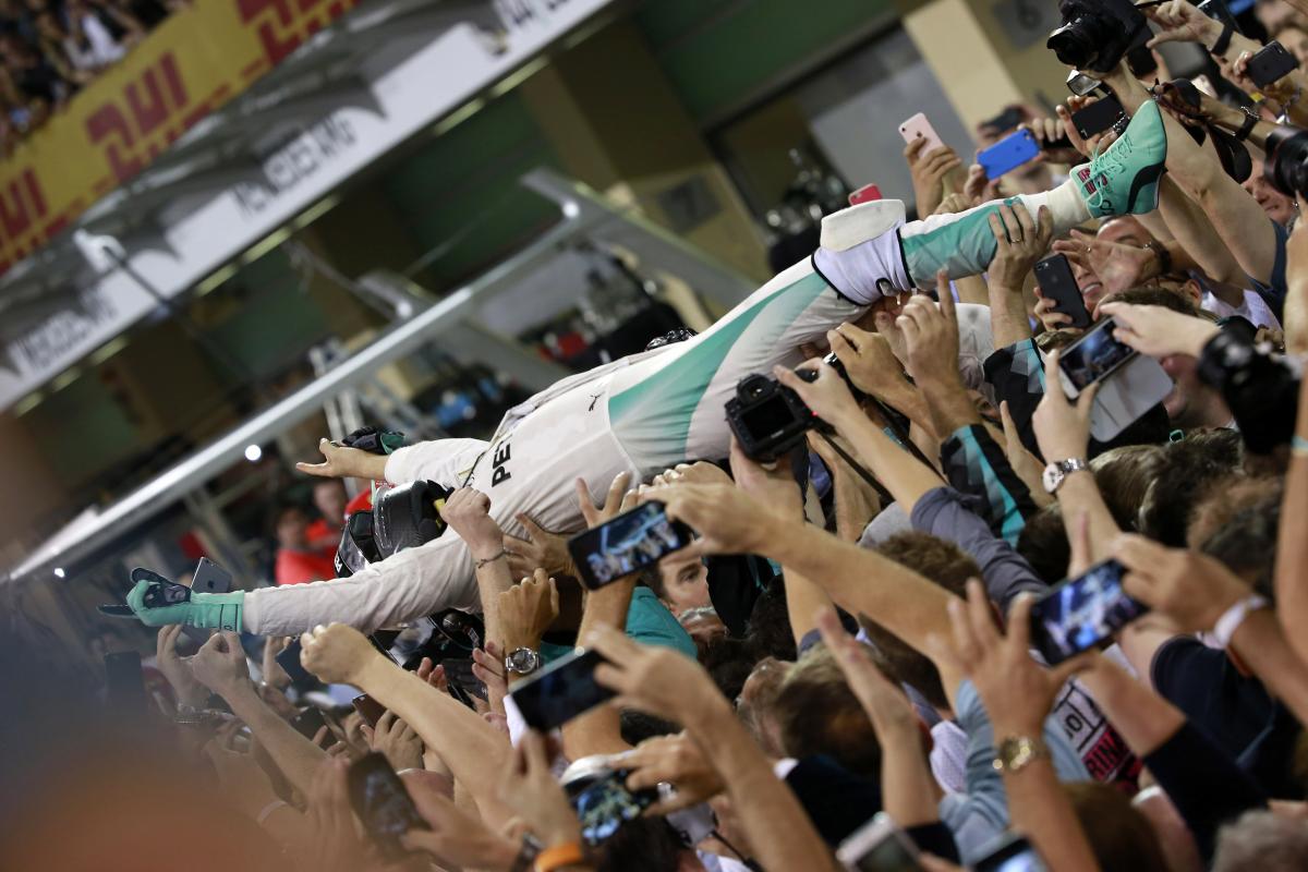 F1 Abu Dhabi GP: Vettel: Hamilton backed up too much to pass Rosberg