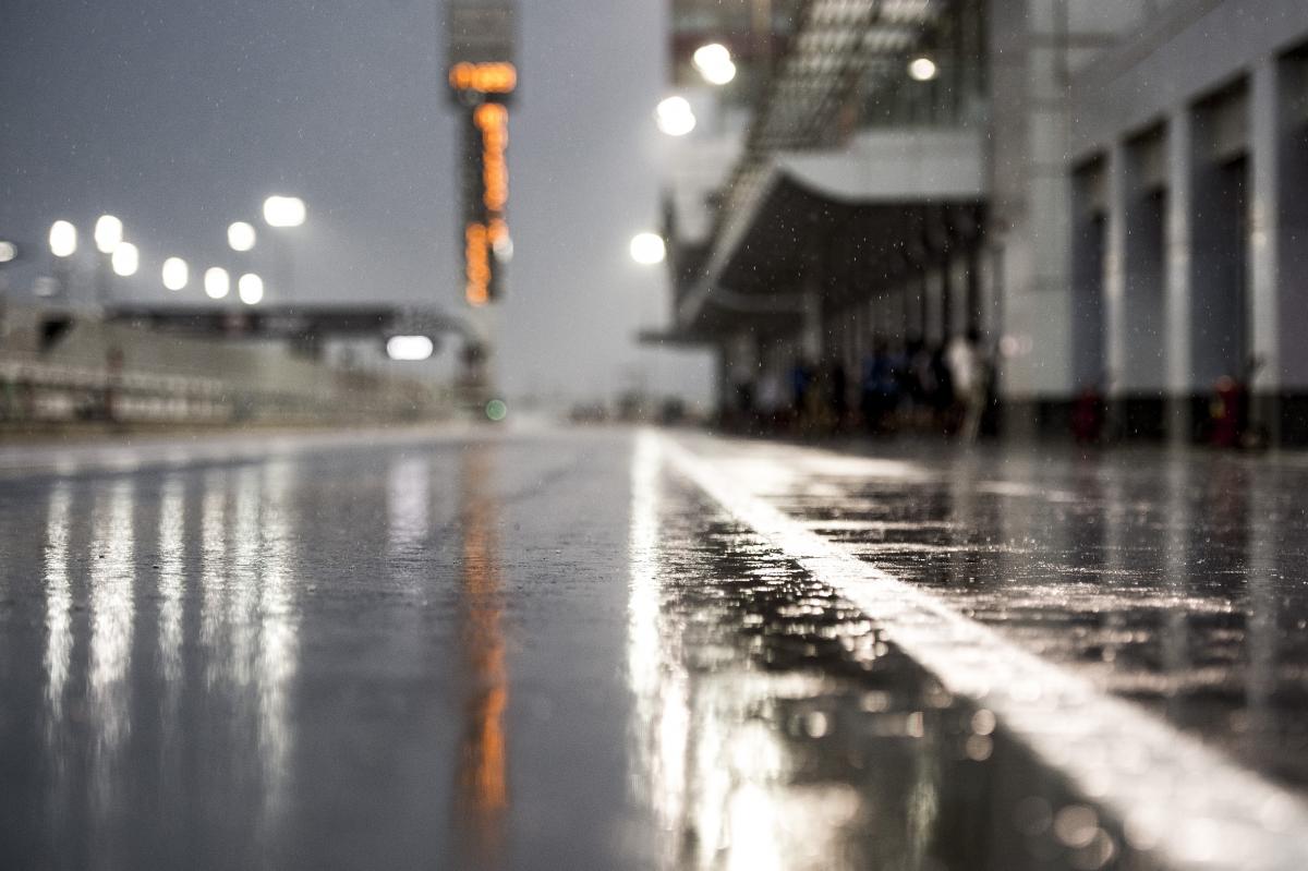 MotoGP Qatar: Capirossi: Riders will have final say on racing in wet