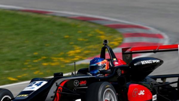 Euro F3 Silverstone: Renault F3 return delayed