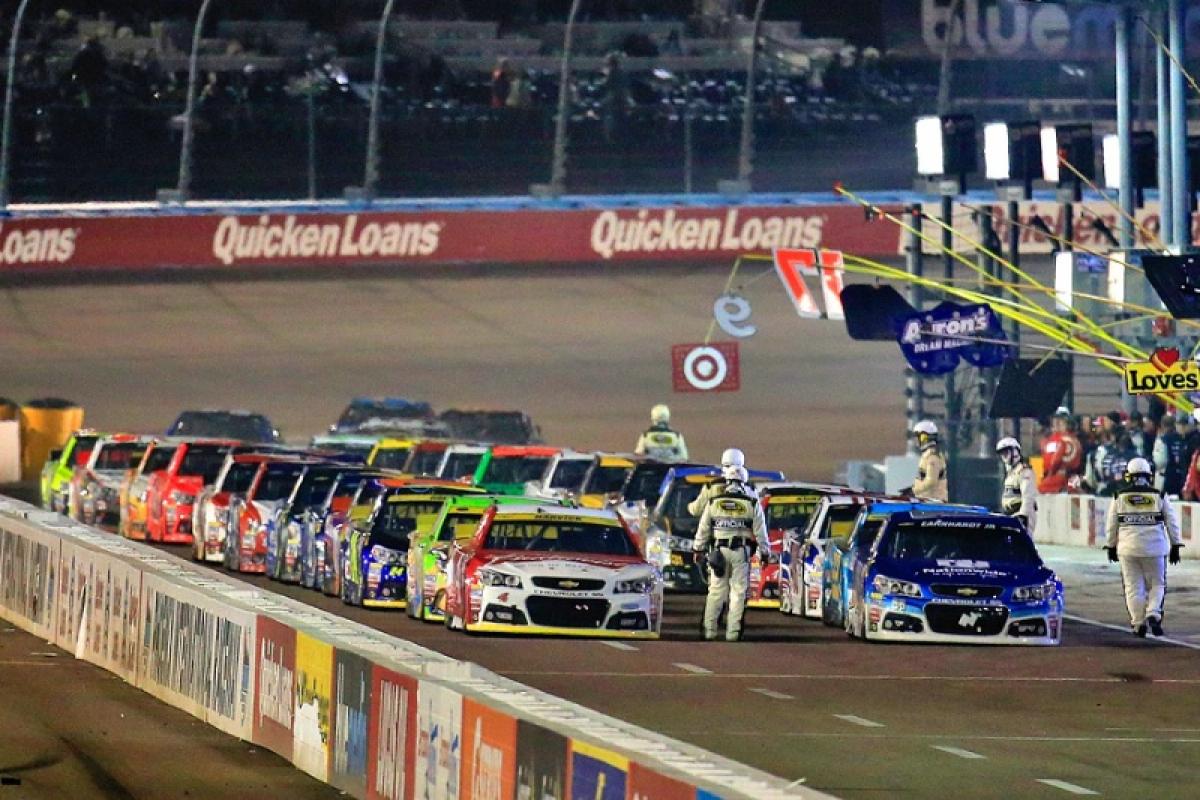 NASCAR: Kenseth suspended for Logano retaliation
