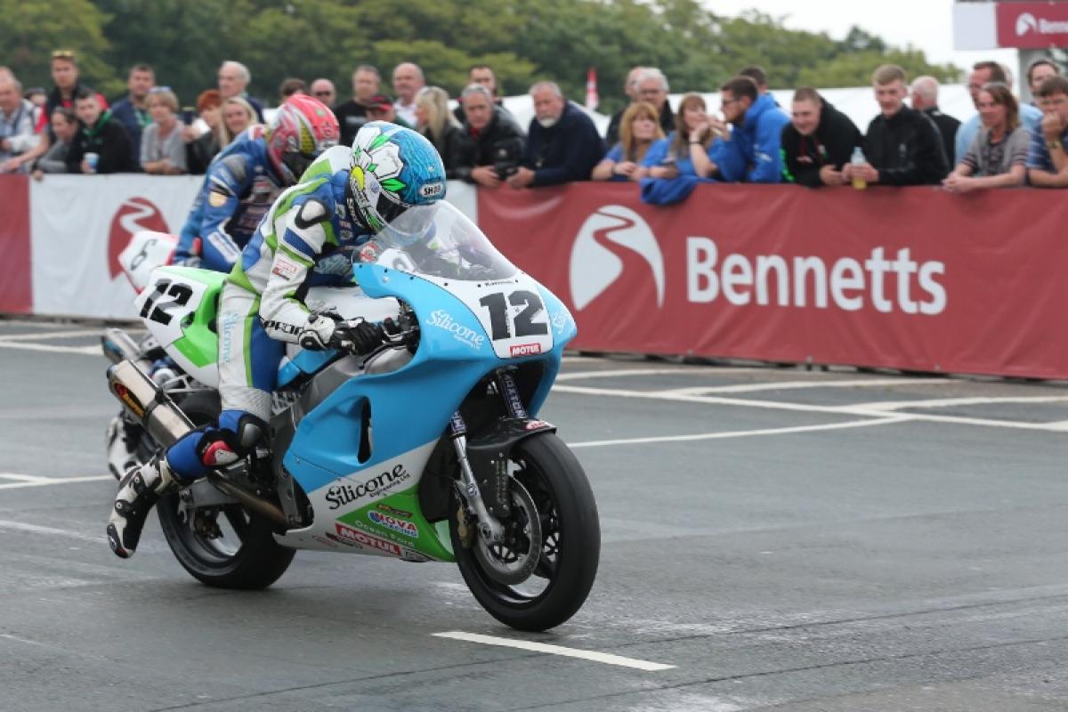 Classic TT: Anstey clocks fastest ever 250 lap