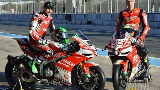 Milwaukee reveals 2017 WSBK Aprilia RSV4