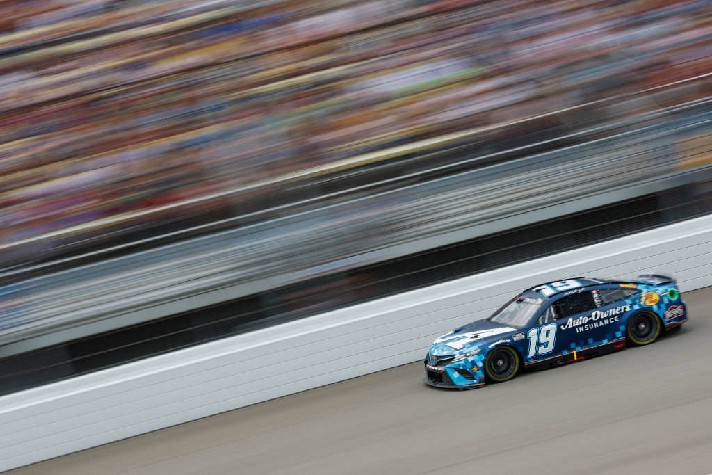 NASCAR at Michigan: Kevin Harvick, Stewart Haas Racing Earn Playoff Spot With Clutch Victory