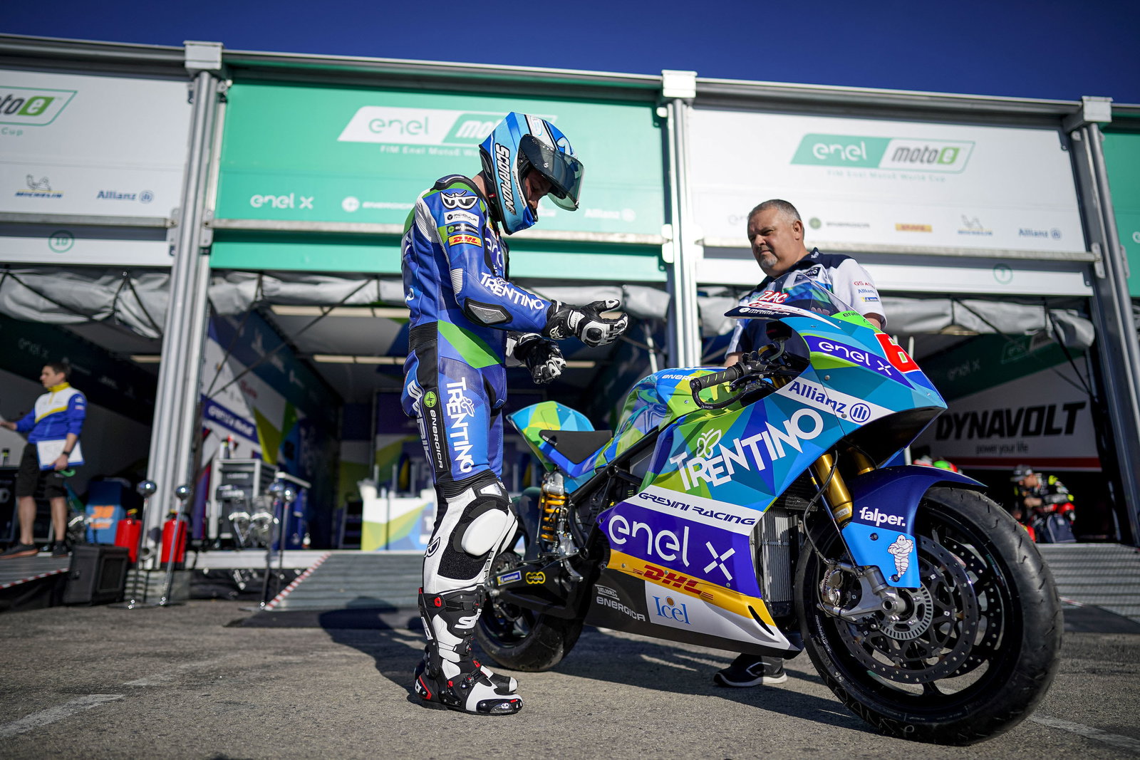 Lorenzo: 'Tetap di dalam rumah dan dengarkan para ahli'